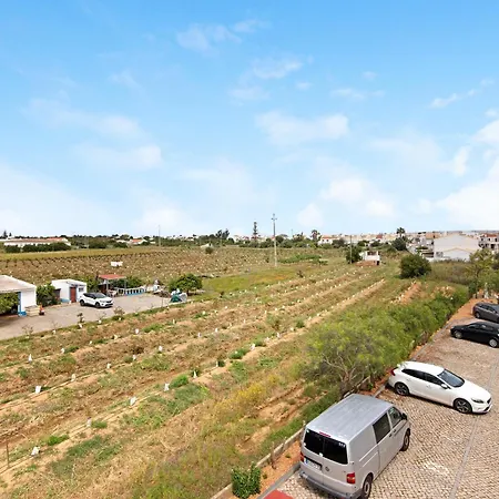 House-5 Minutos A Pe Da * Manta Rota