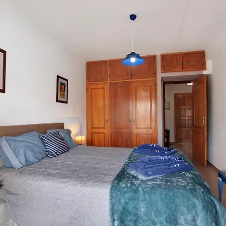 House-5 Minutos A Pe Da مانتا روتا
